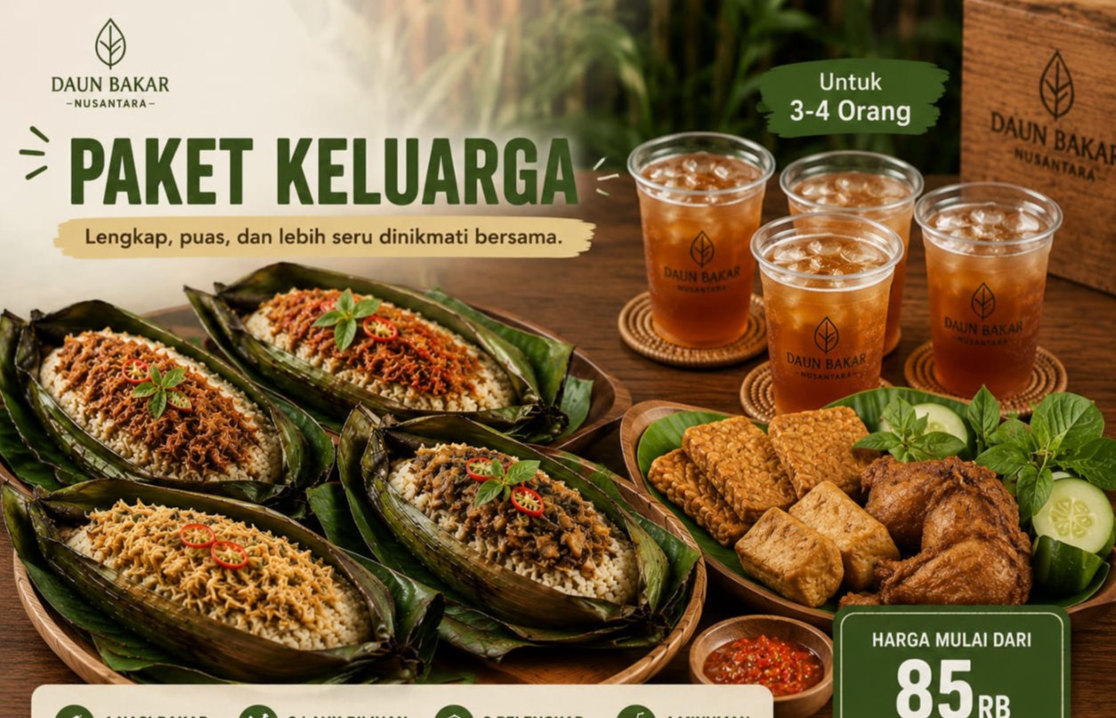 Paket keluarga berisi Nasi bakar enak, lauk, dan minuman pilihan